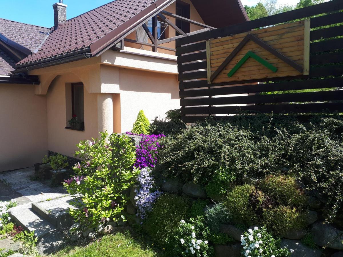 Chalupa Na Hrbku Belá Exteriör bild